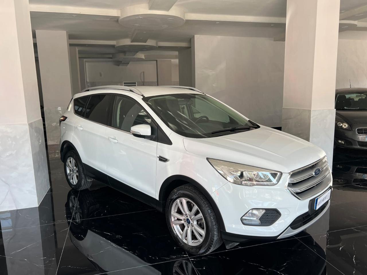 Ford Kuga 2.0 TDCI 120 CV S&S 2WD Powershift Stealth