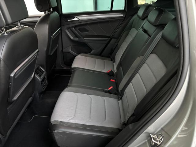 VOLKSWAGEN Tiguan 2.0 TDI DSG Advanced R-LINE Exterior Pack