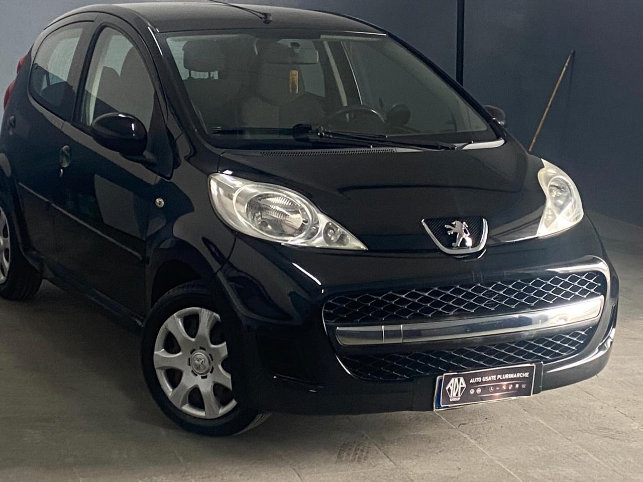 Peugeot 107 1.0 68CV 5p/solo 120.000km