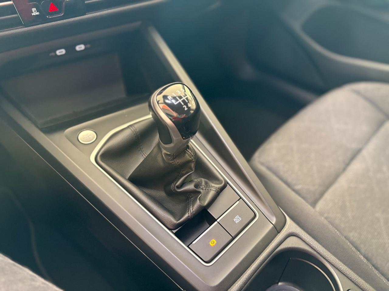 Volkswagen Golf 1.0 110 cv TSI EVO Life permute finanziamenti