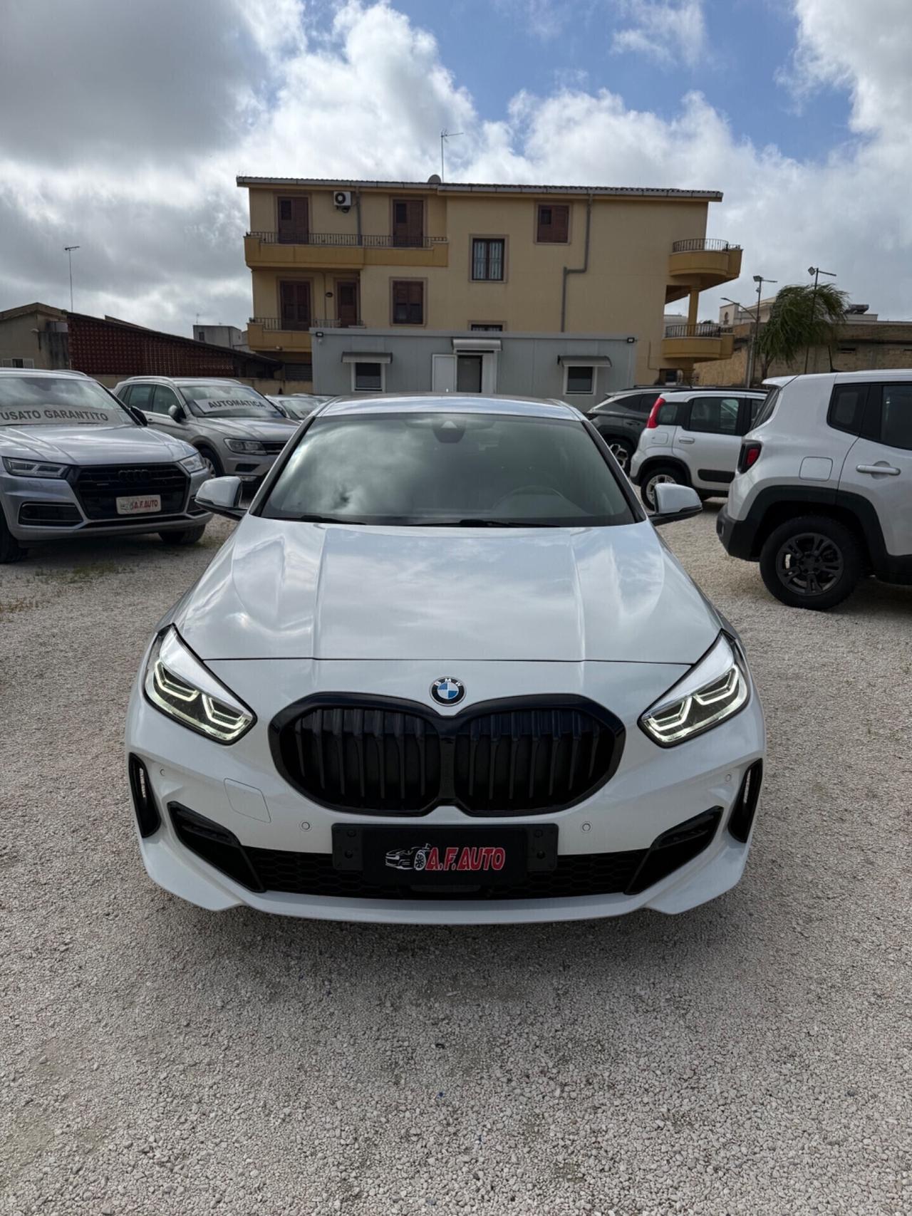 Bmw 118d 5p. Msport