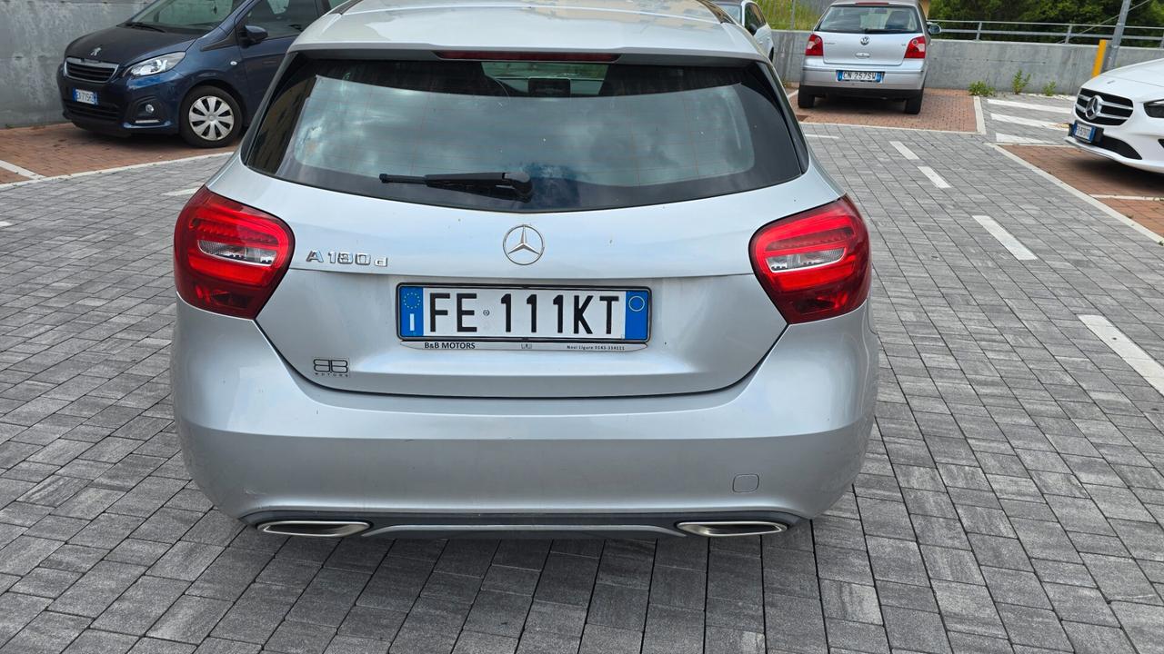 Mercedes-benz A 180 A 180 d Sport