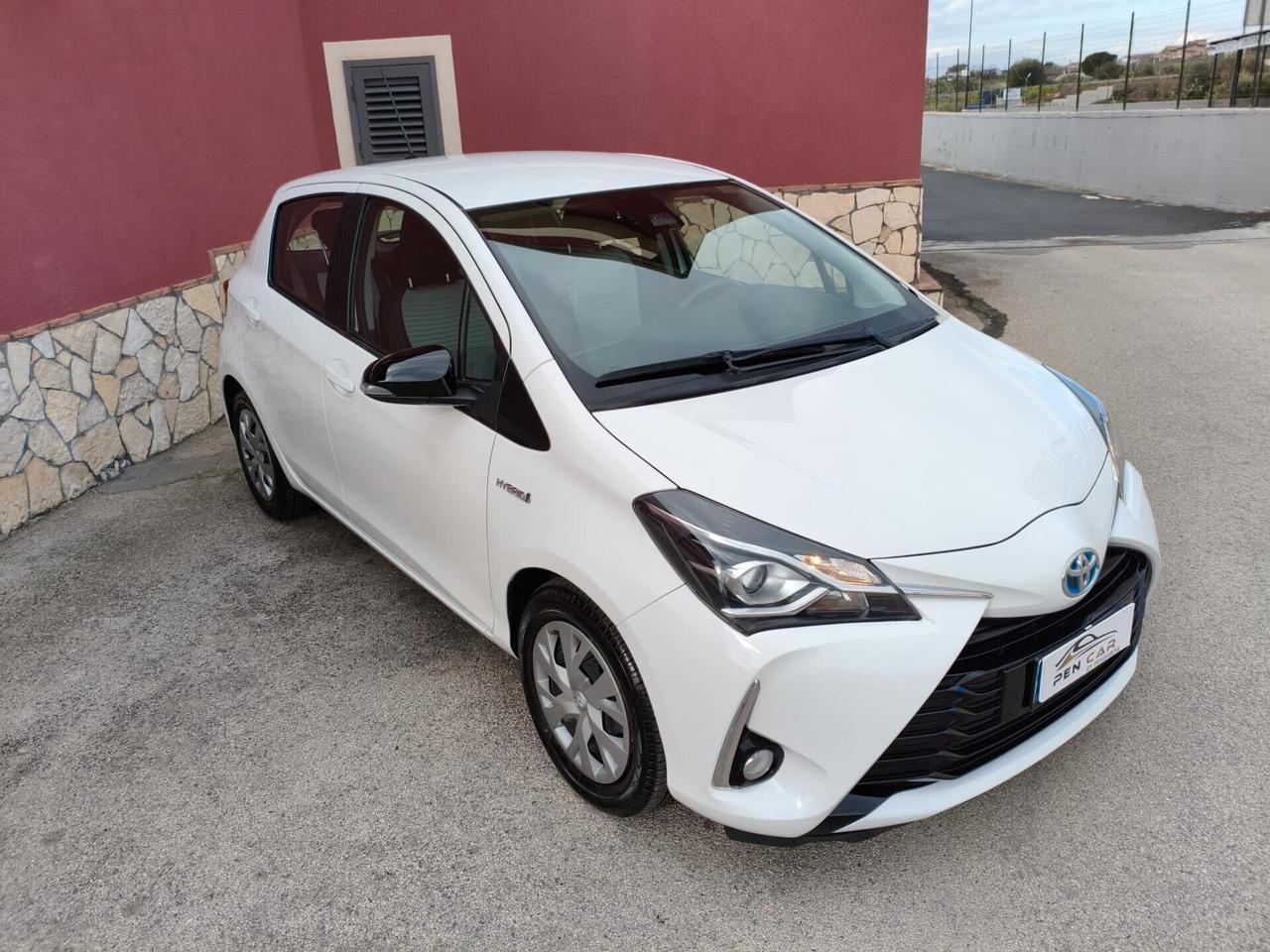 Toyota Yaris 1.5 Hybrid 5 porte Business