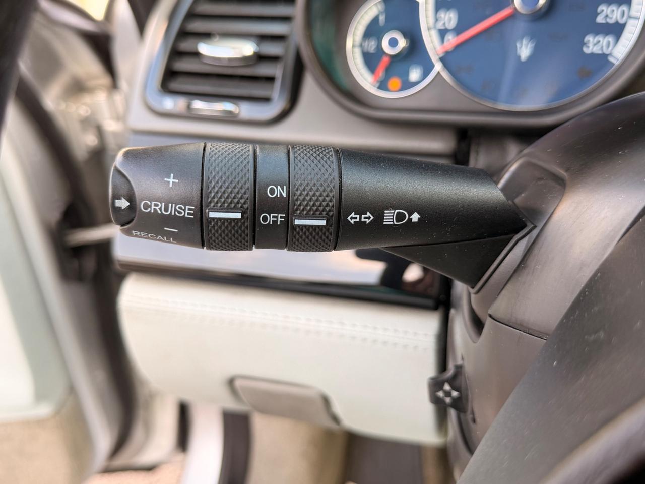 Maserati Quattroporte 4.2 V8 Executive GT "FERRARI" TETTO