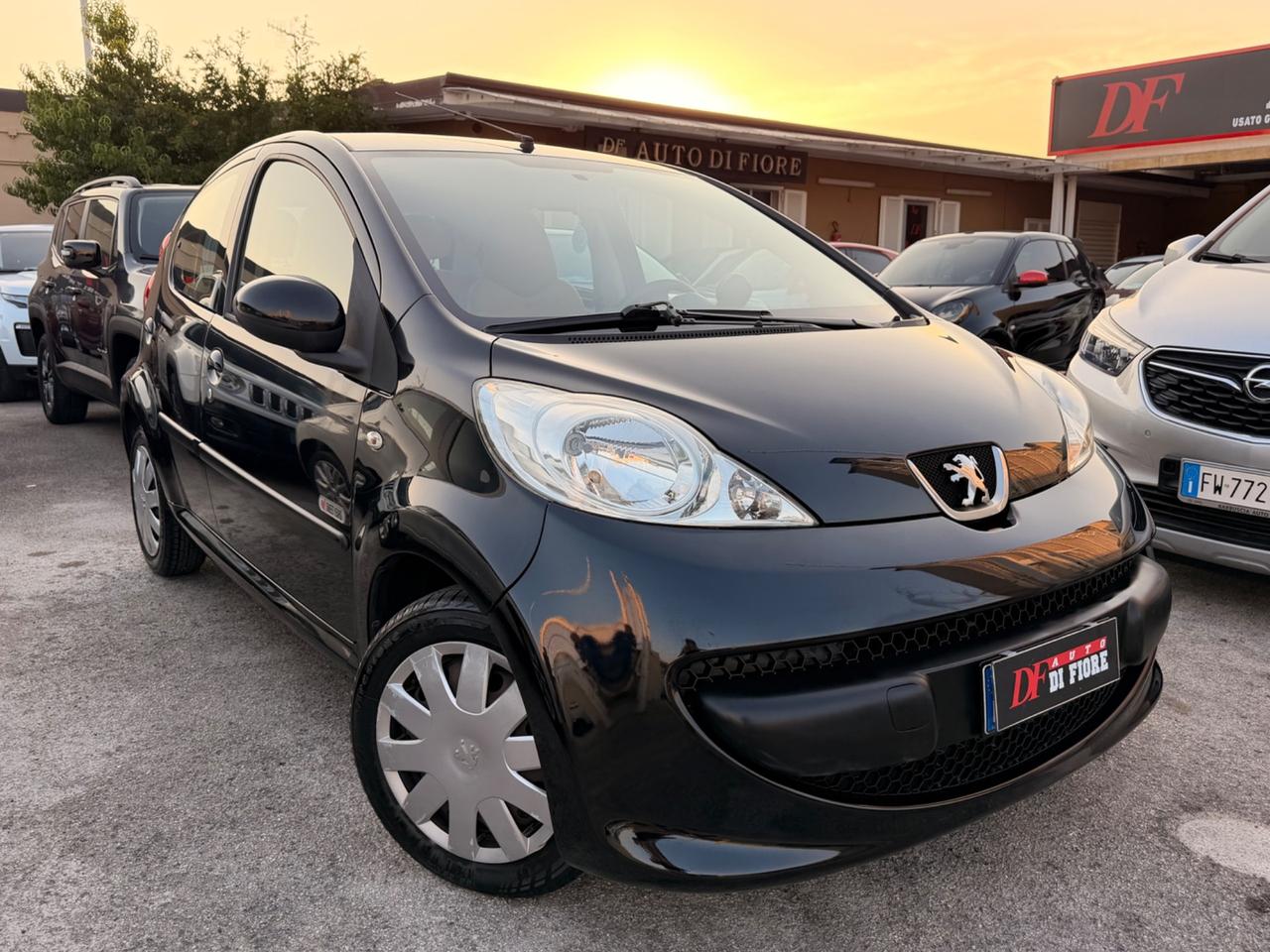 Peugeot 107 1.0 Sweet Years 2Tronic 80.000km