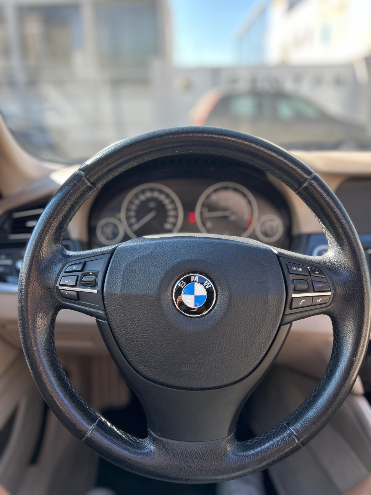 Bmw 520d Touring Luxury -mod.2012 TETTO/NAVI/XENO