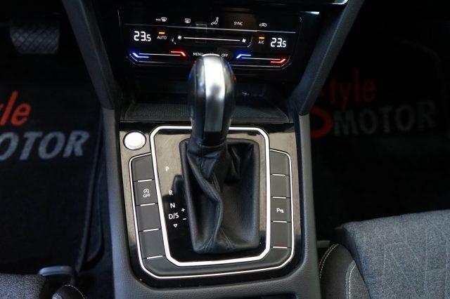 VOLKSWAGEN Passat Variant 2.0 TDI SCR EVO DSG Business