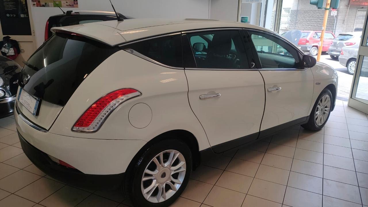 Lancia Delta 1.6 MJT DPF 105 CV Gold