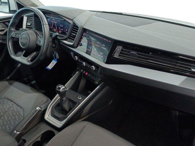 AUDI A1 citycarver 30 TFSI Admired