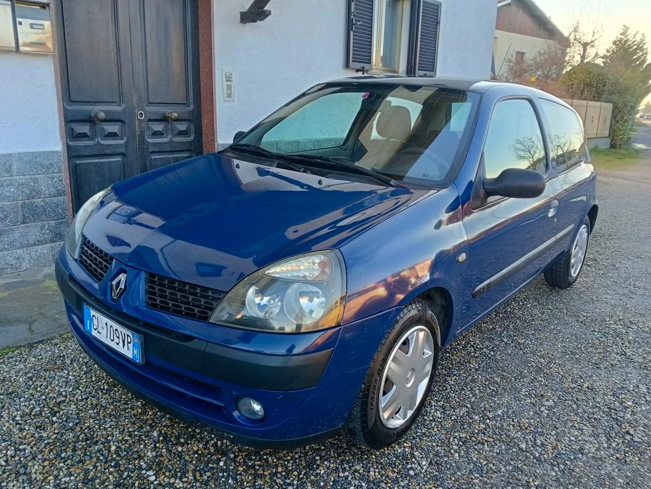 Renault Clio 1.2 cat 3 porte Access Authentique
