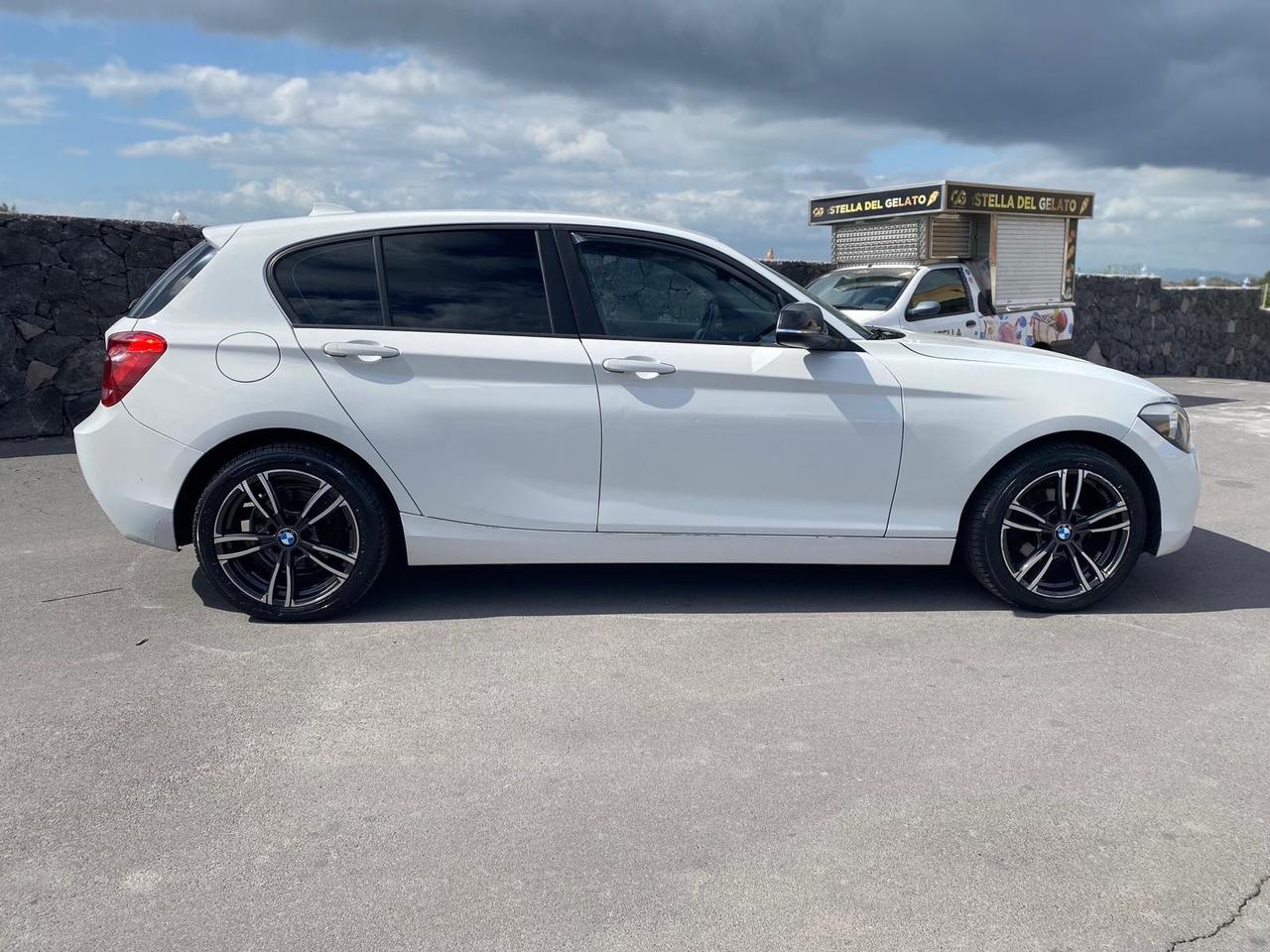 Bmw 118 118d 5p. Sport