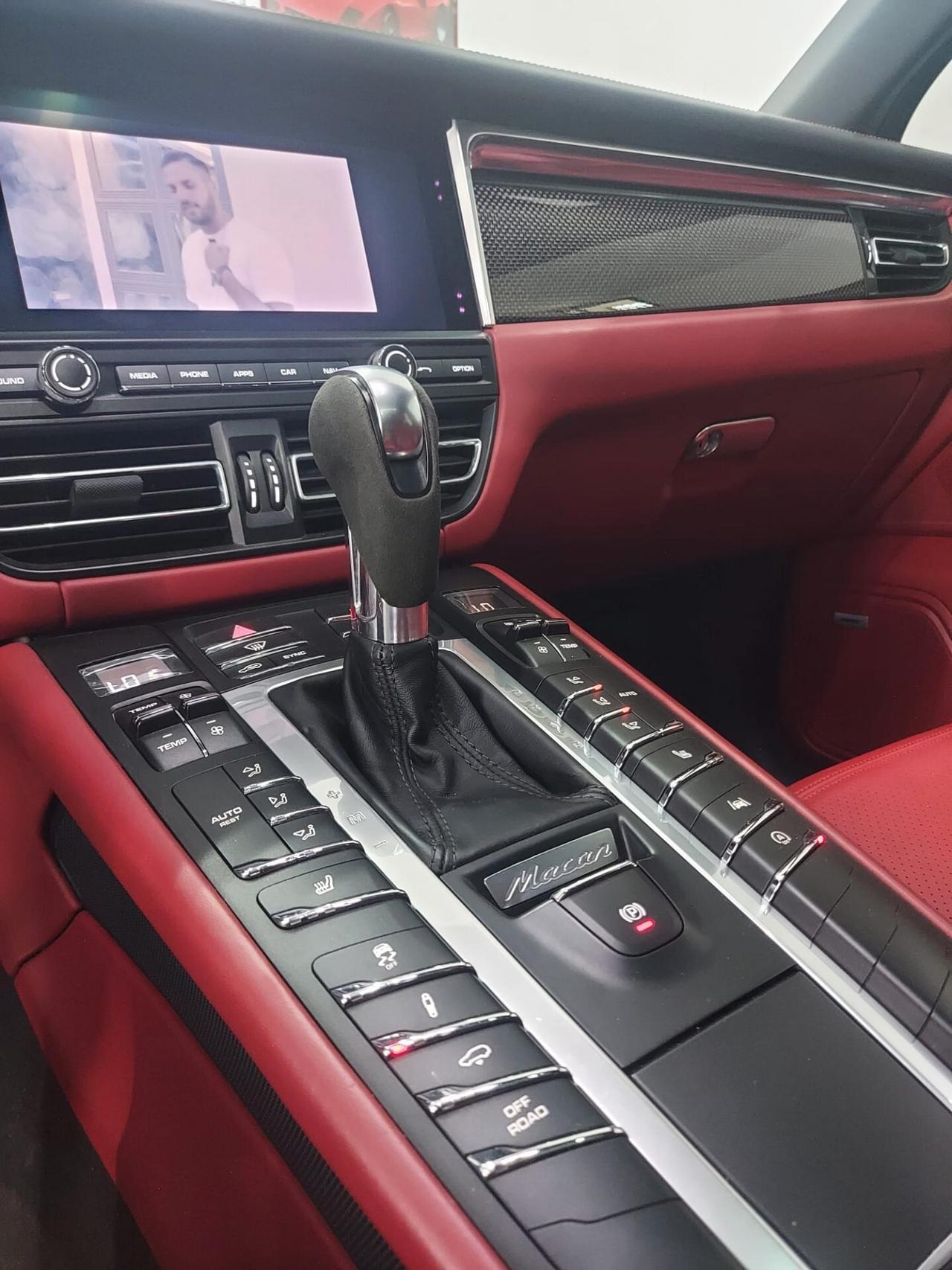 Porsche Macan 2.0 SPORT NO SUPERBOLLO
