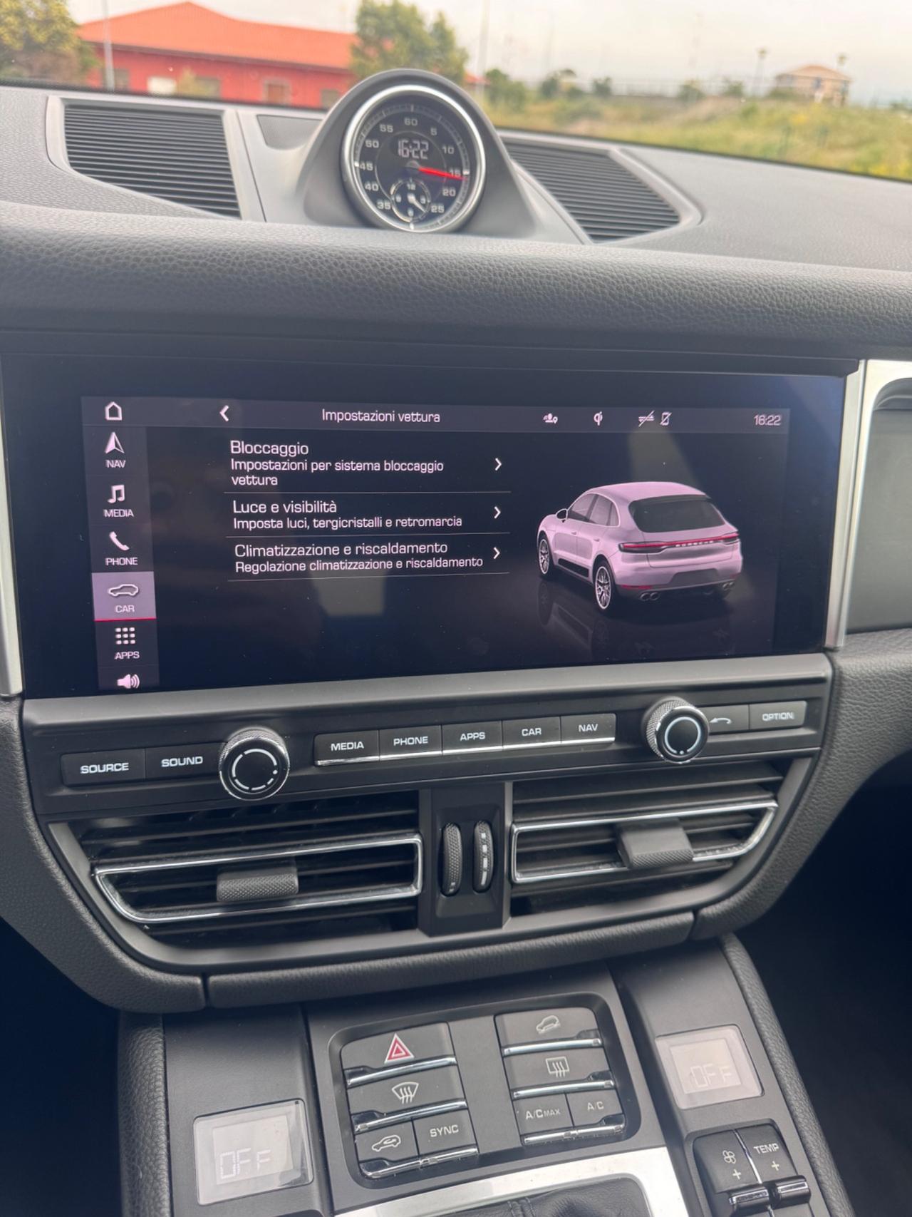 Porsche Macan 2.0 Full tetto sport chrono PERMUTE