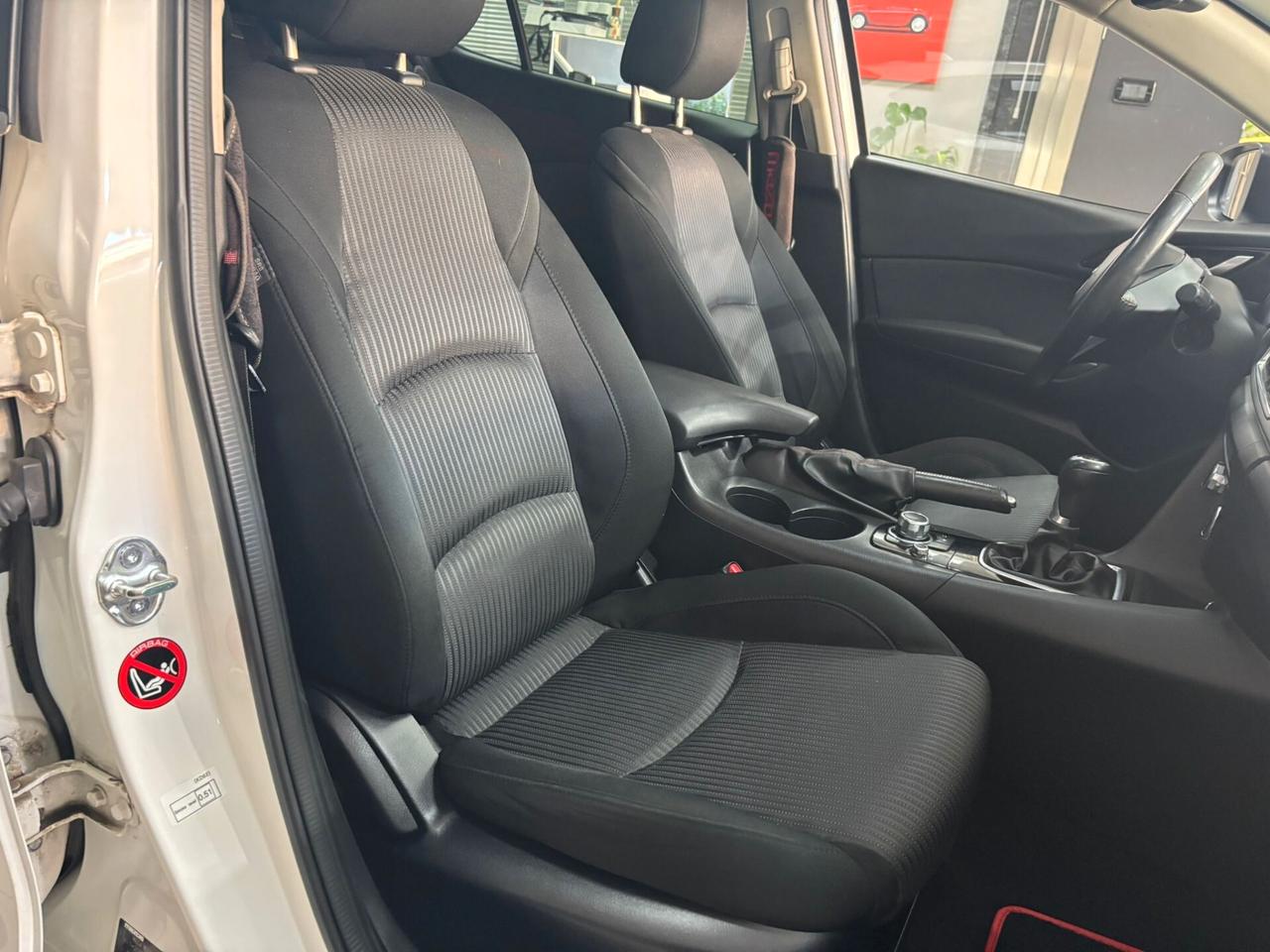 Mazda 3 2.2 Skyactiv-D Exceed