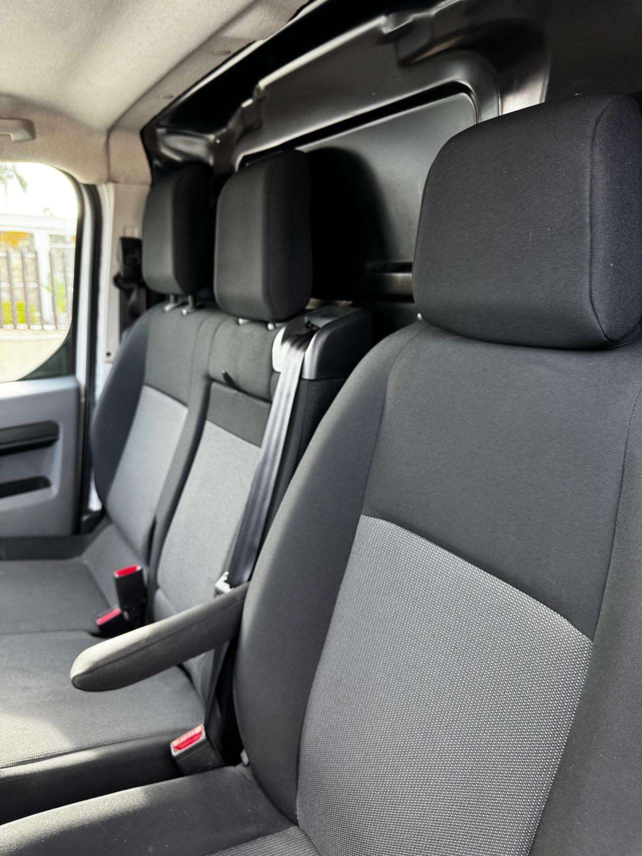 Citroen Jumpy 2.0 BlueHDi 140 S&S PL-TN Furgone M Club