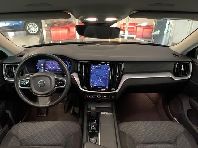 VOLVO V60 Cross Country B4 (d) AWD automatico Ultimate