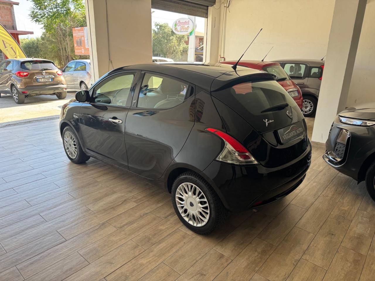 Lancia Ypsilon 1.3 MJT 16V 95 CV 5 porte S&S Platinum