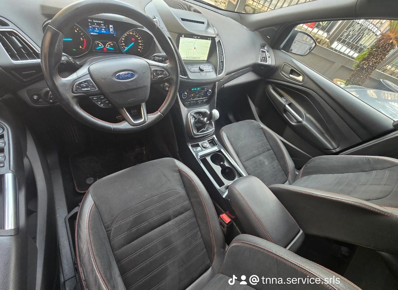 Ford Kuga 1.5 TDCI 120 CV S&S 2WD ST-Line