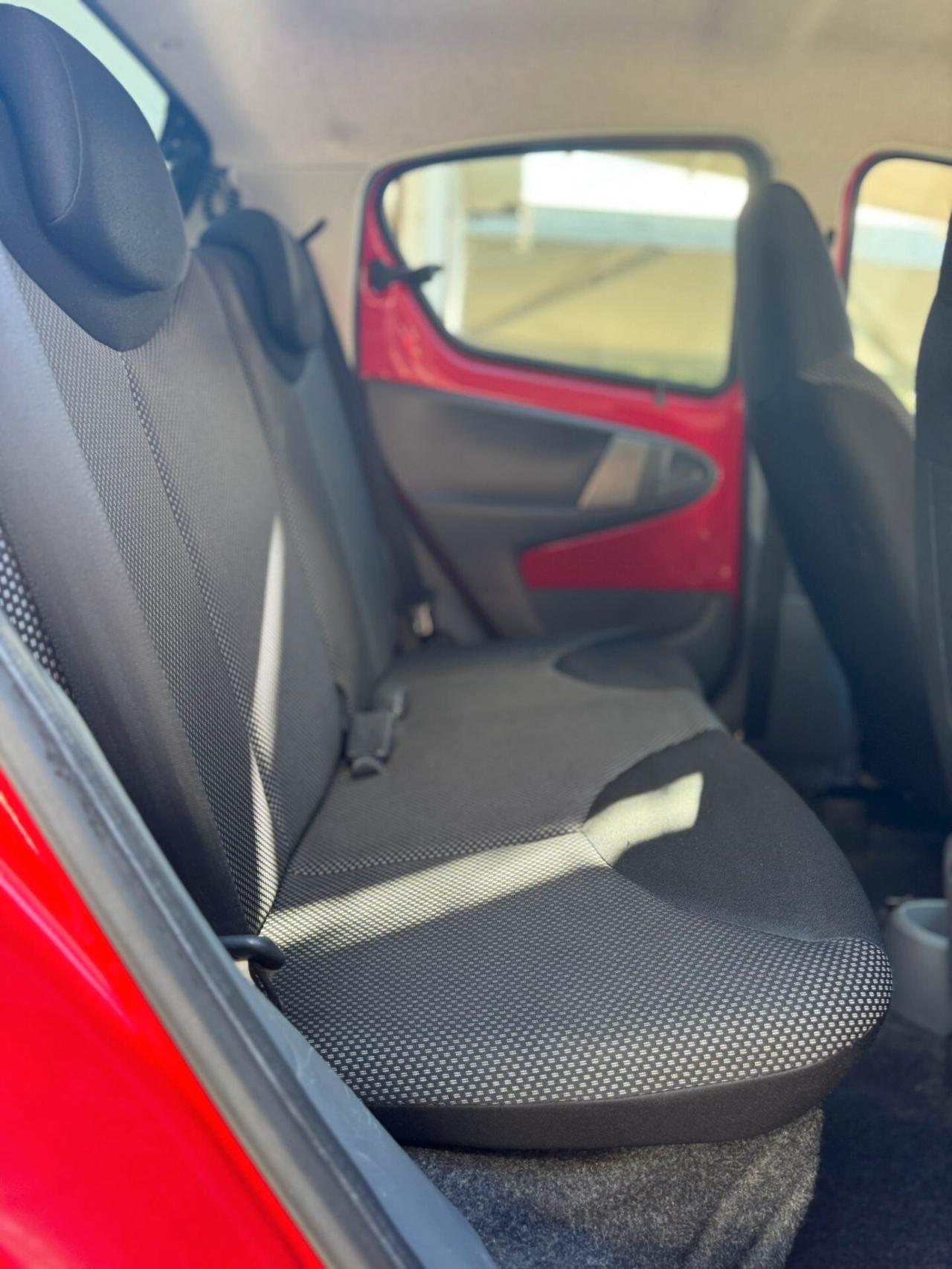 Toyota Aygo 1.0 12V VVT-i 5 porte