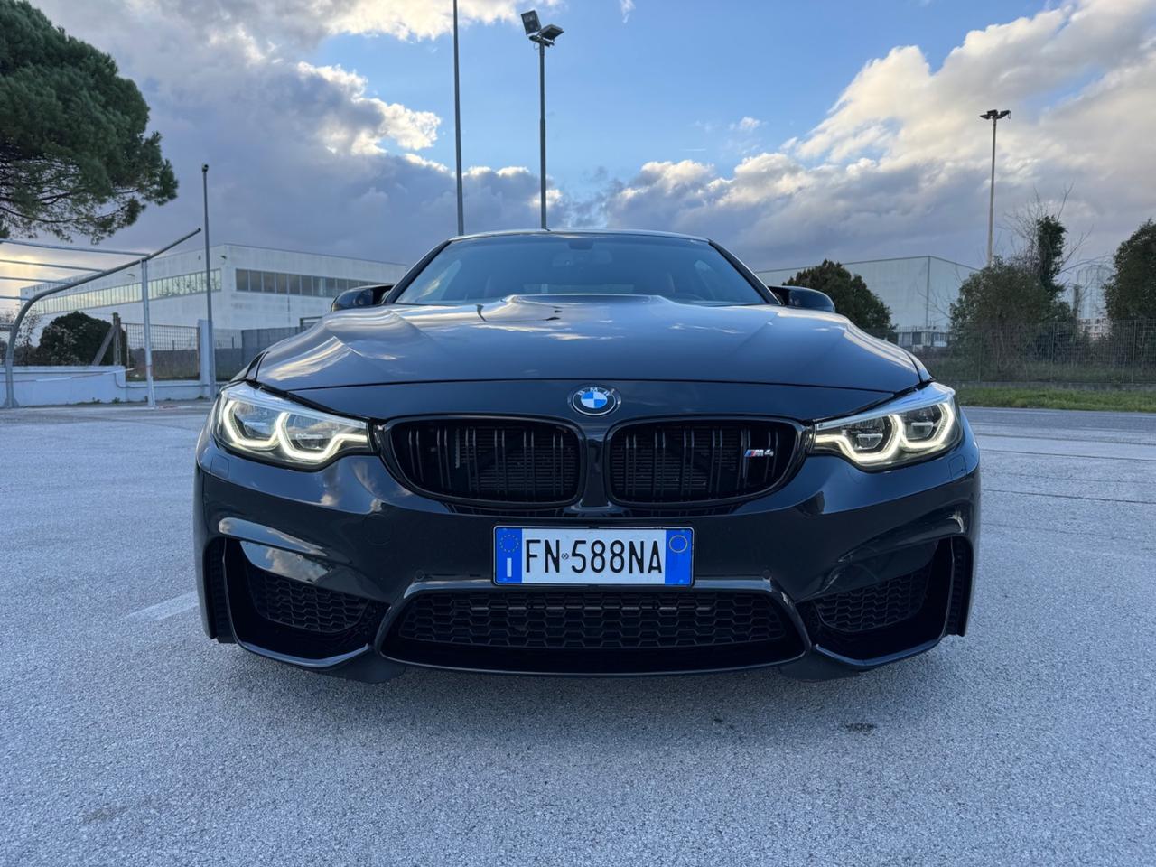 Bmw M4 COMPETITION COUPE