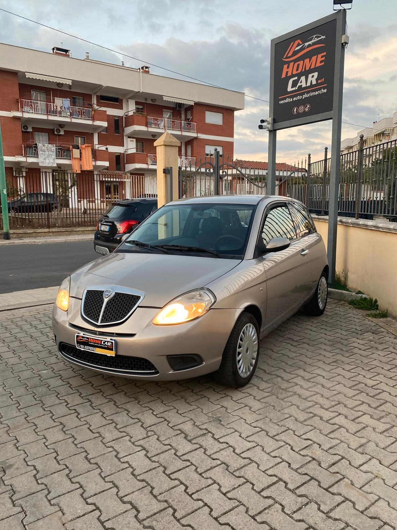 Lancia Ypsilon 1.4 Platino Ecochic GPL