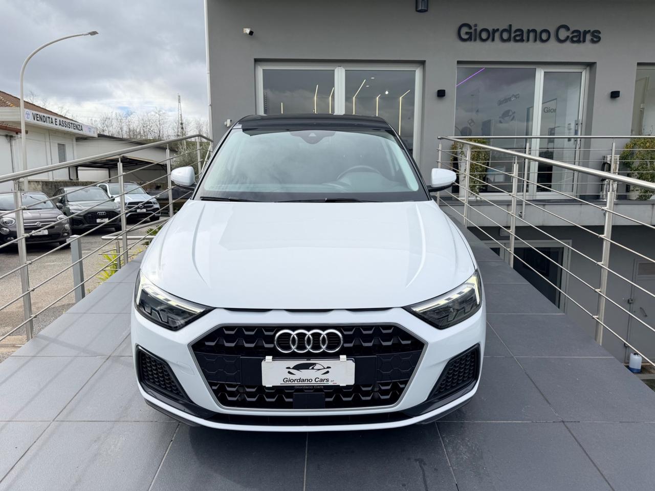 Audi A1 SPB 30 TFSI S tronic line edition per neopatentati