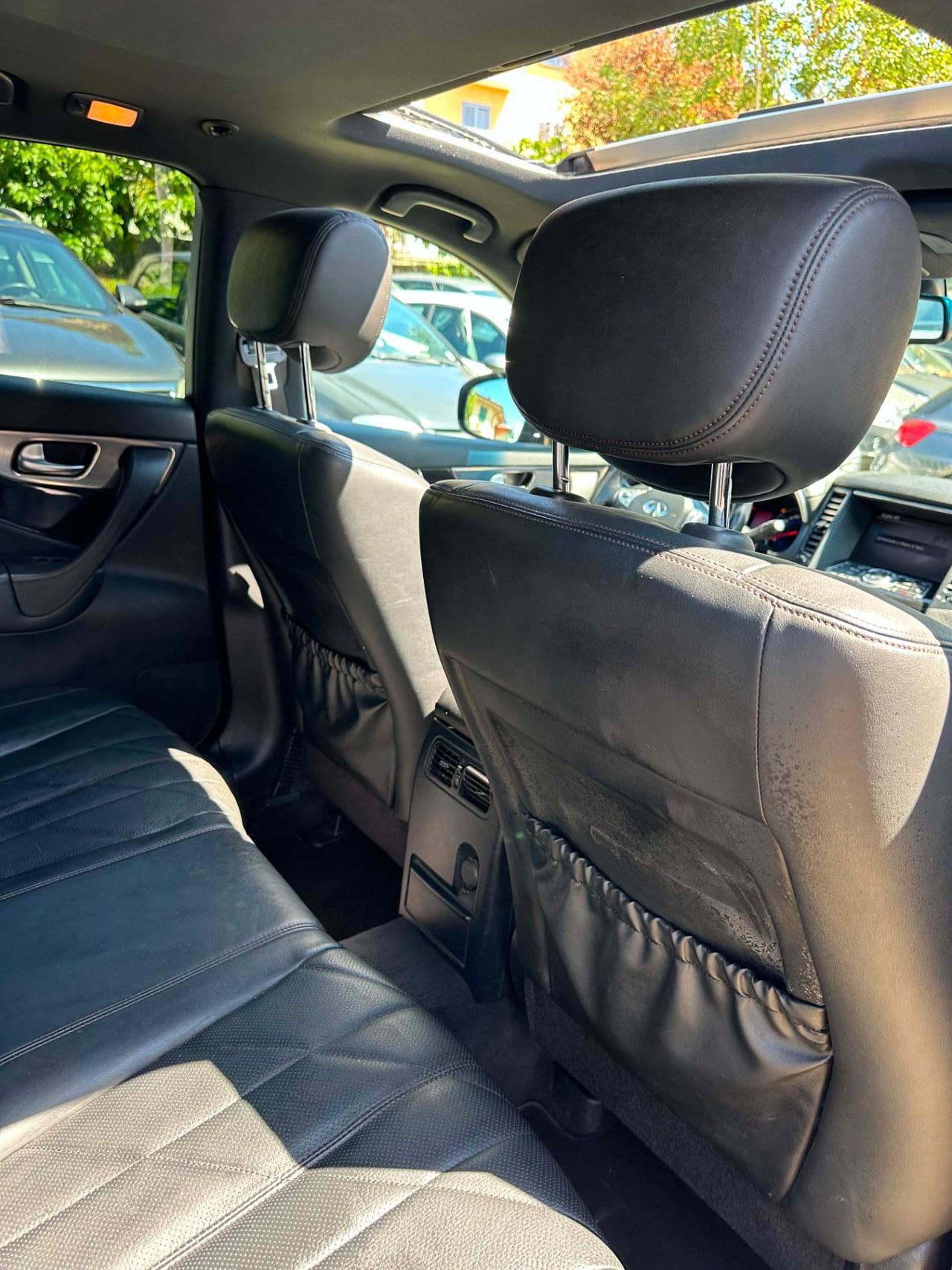 Infiniti FX30d S PREMIUM KMCERT UNICOPR GARANZ