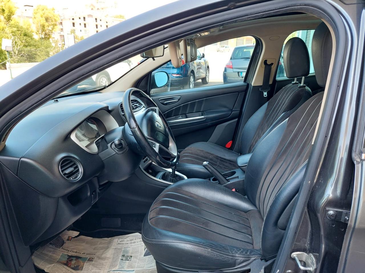 Lancia Delta 1.6 MJT DPF Platino