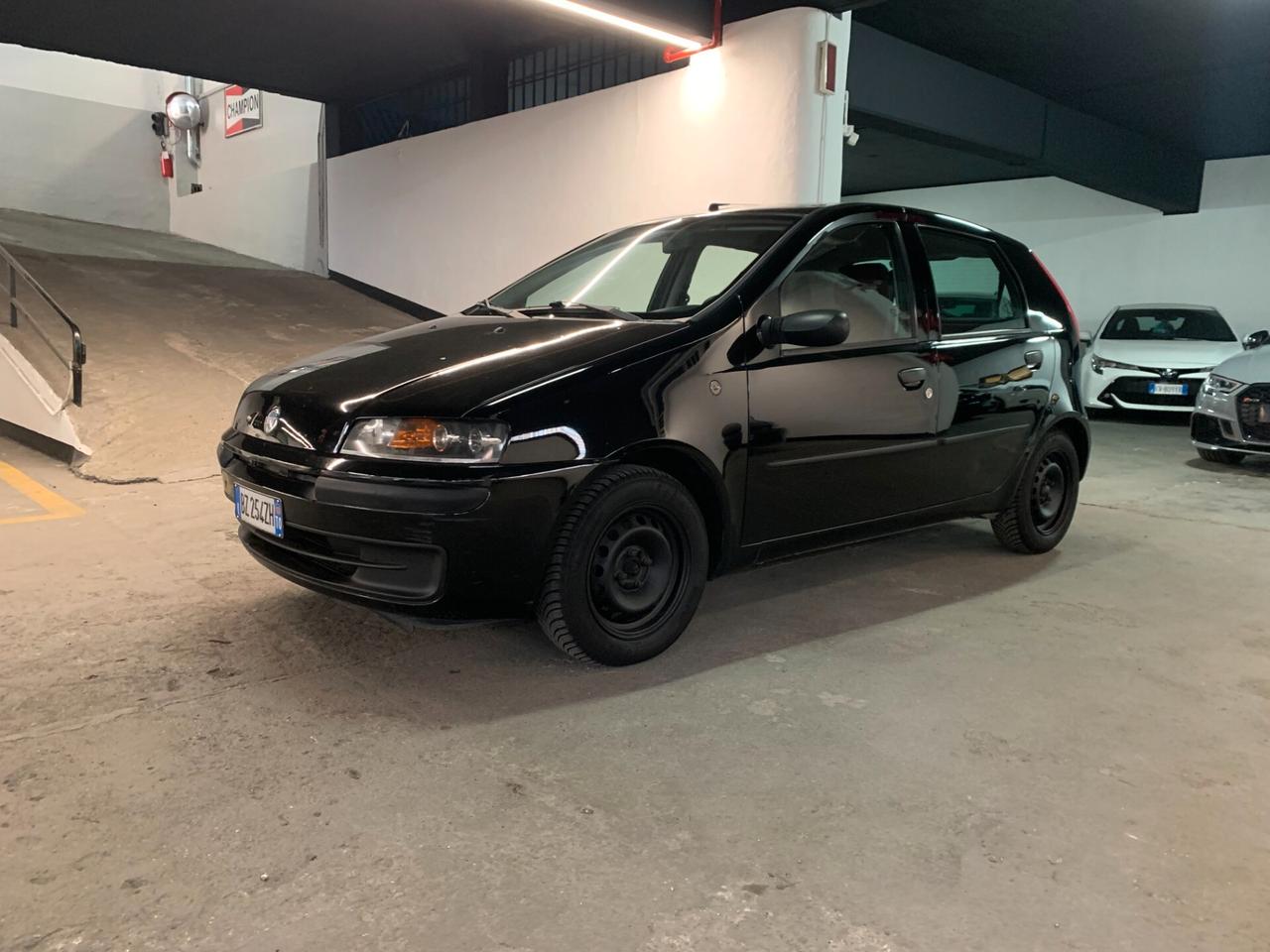 Fiat Punto 1.2i 16V cat 5 porte HLX