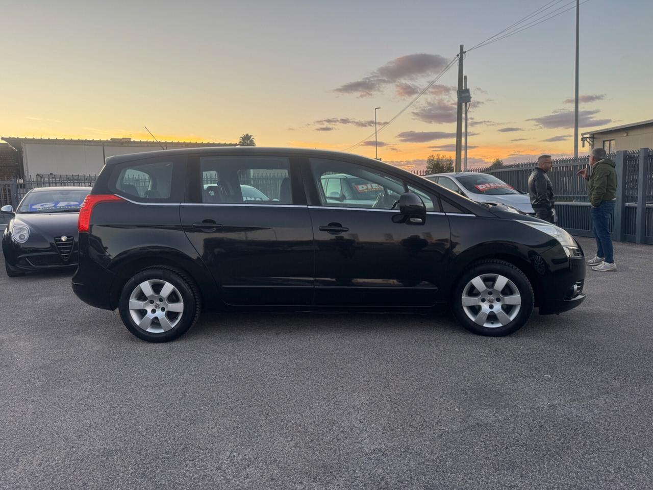 Peugeot 5008 1.6 HDi 112CV Business 7 posti