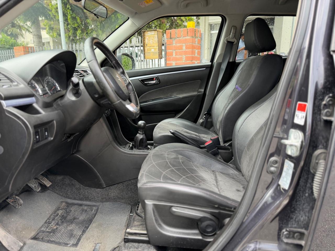 Suzuki Swift 1.2 VVT 5 porte Posh Limited Edition