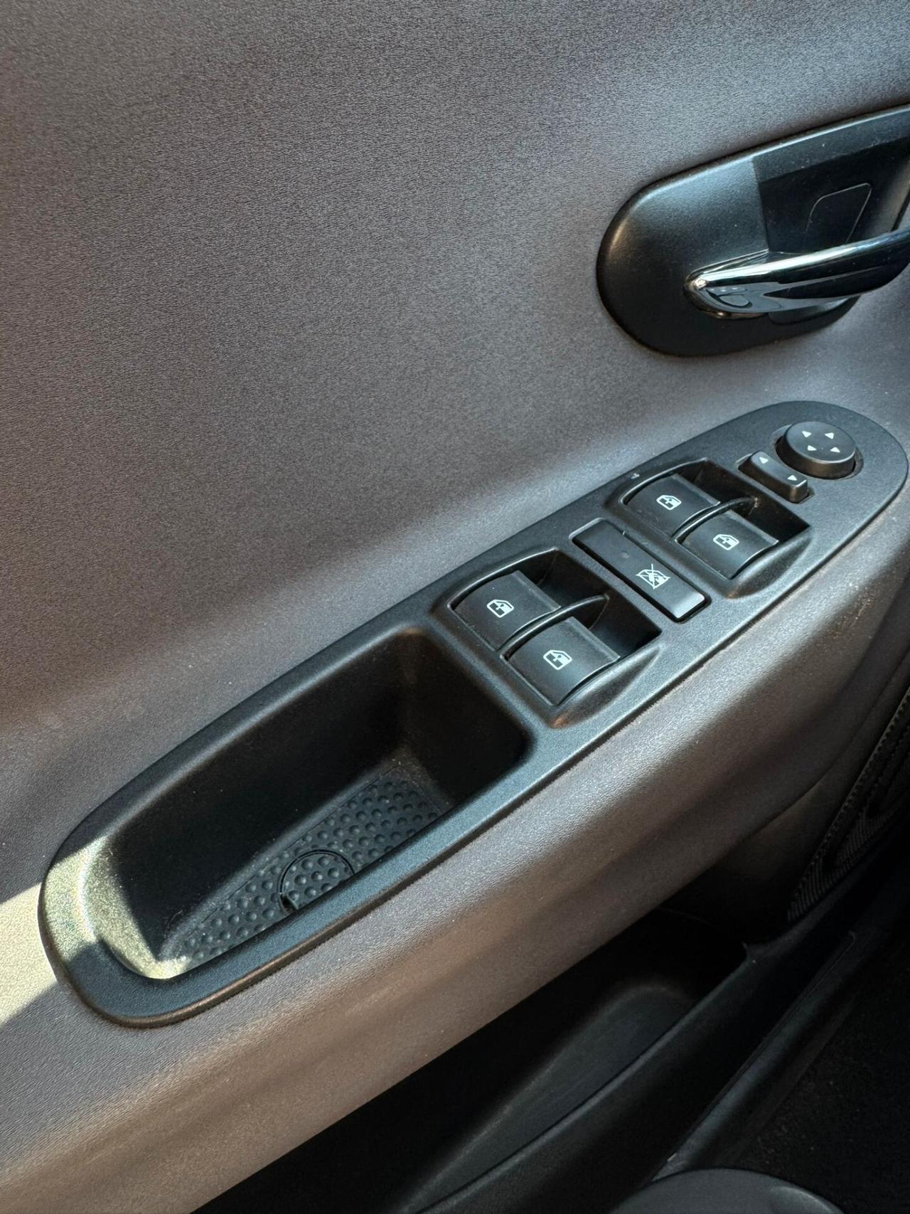 LANCIA YPSILON 1.2 69CV PLATINUM *PREZZO REALE*