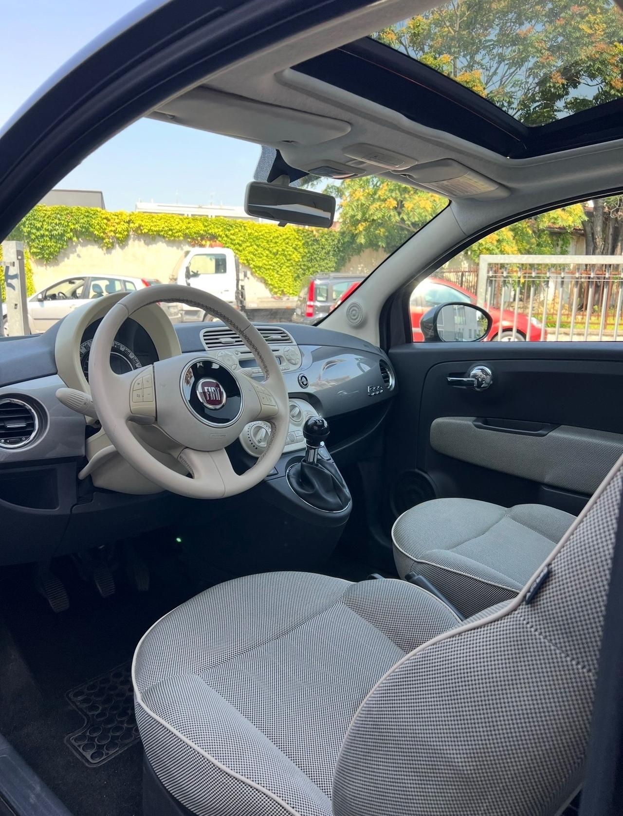 Fiat 500 1.2 Lounge TETTO APRIBILE NEOPATENTATI
