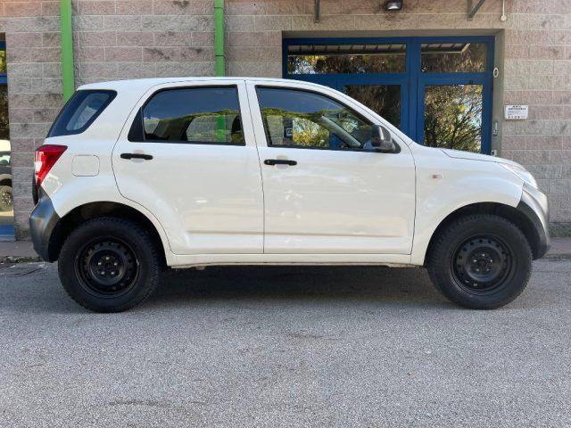 DAIHATSU Terios 1.3 86CV SX 4X4 5 P CLIMA RADIO CD GANCIO TRAINO