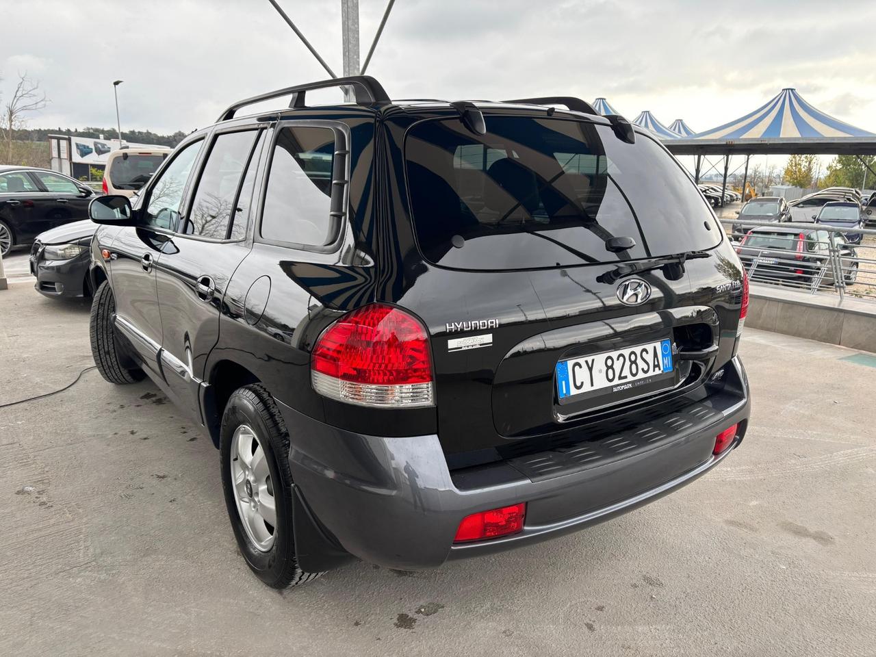 Hyundai Santa Fe 2.0 CRDi TD 4WD SOLO 70000km!!