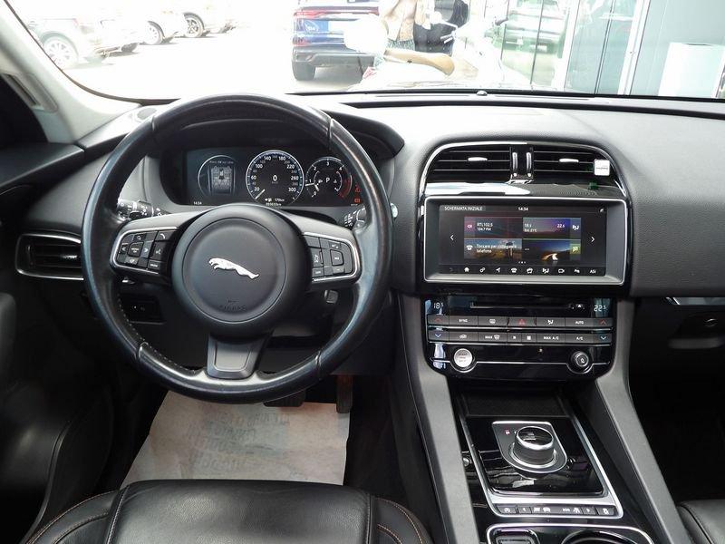 Jaguar F-Pace 2.0d 180 CV AWD aut. Prestige