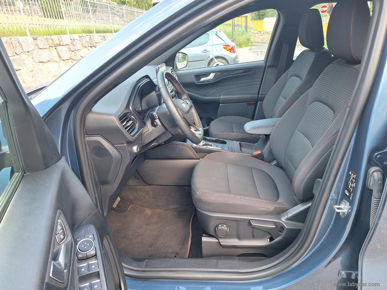 FORD Kuga 2.5 Full Hybrid 190 CVT AWD ST-Line 4X4