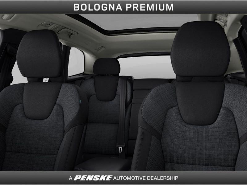 Volvo XC60 T6 Plug-in hybrid AWD automatico Core