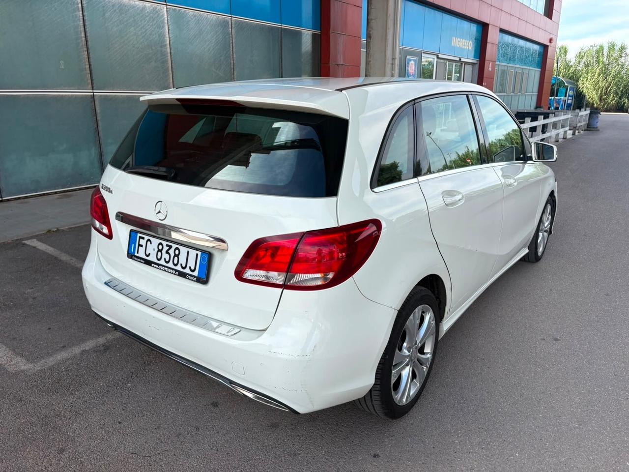 Mercedes-benz B 200 d Automatic Premium 2016