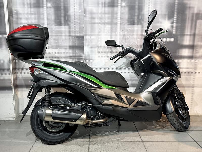 Kawasaki J 300 ABS