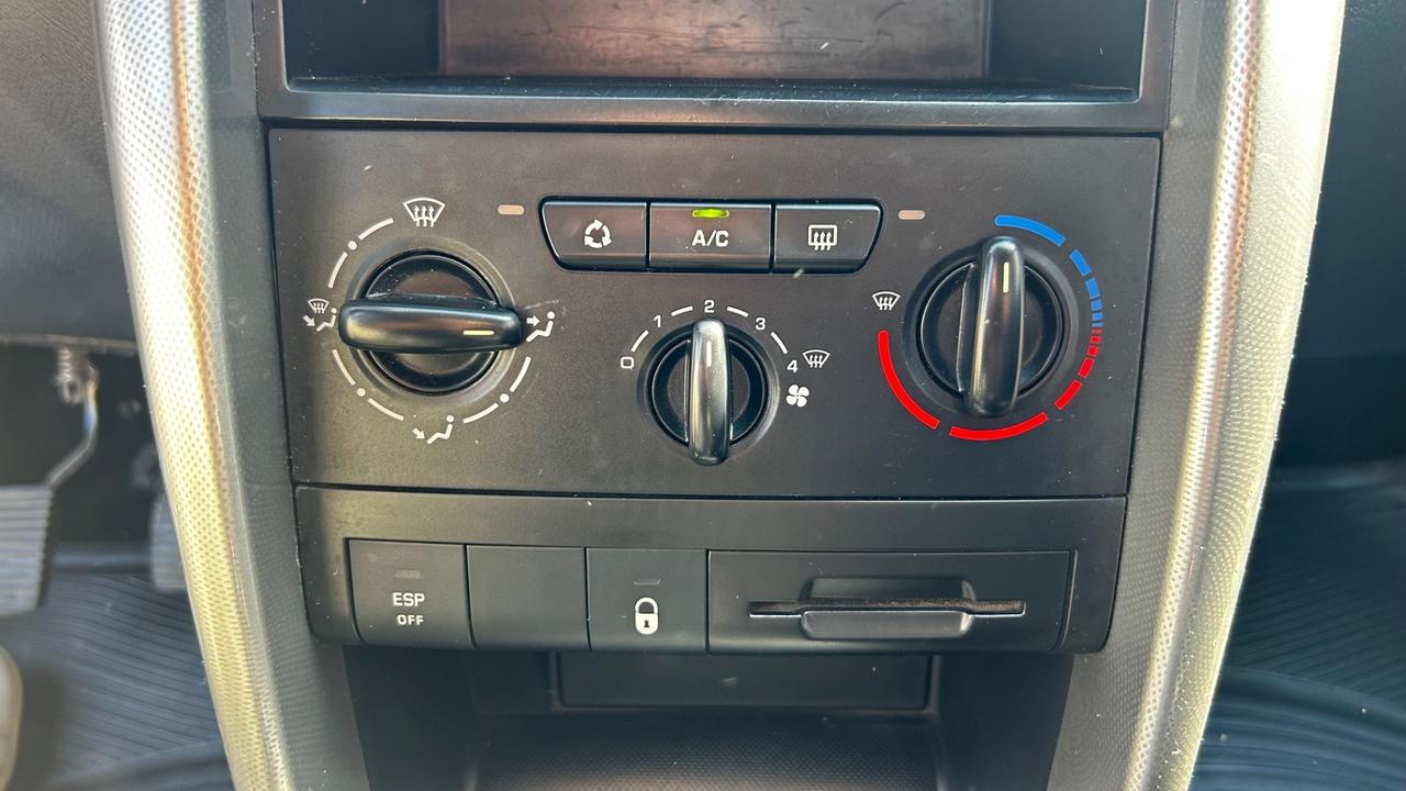 Peugeot 207 1.4 HDi 70cv 93.000km