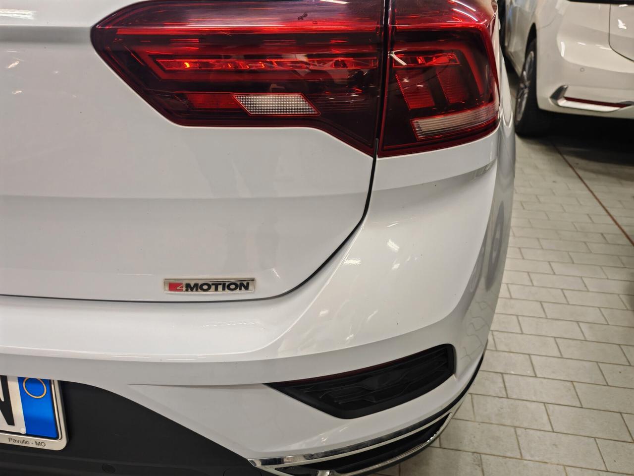 Volkswagen T-Roc 2.0 TDI 4MOTION incidentata