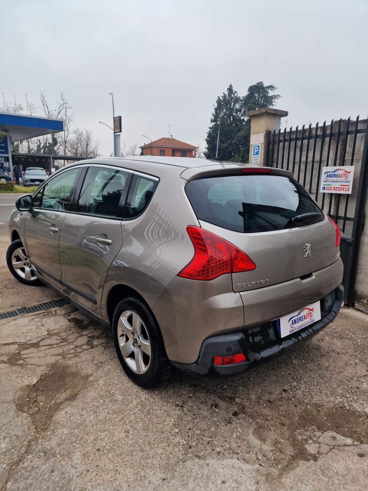 Peugeot 3008 1.6 HDi 110CV Business