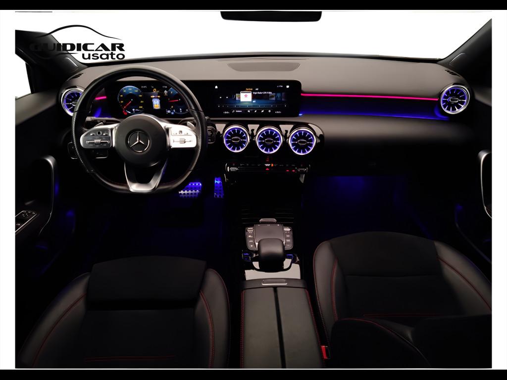 Mercedes-Benz Classe A - W177 2018 - A 180 d Premium auto