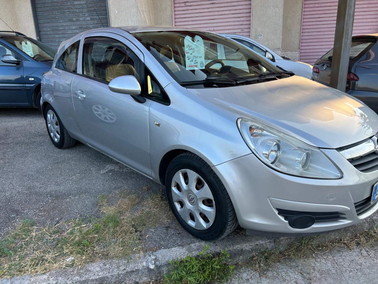 Opel Corsa 1.2 80CV 3 porte GPL-TECH Club