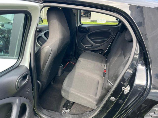 SMART ForFour 70 1.0 52kW youngster