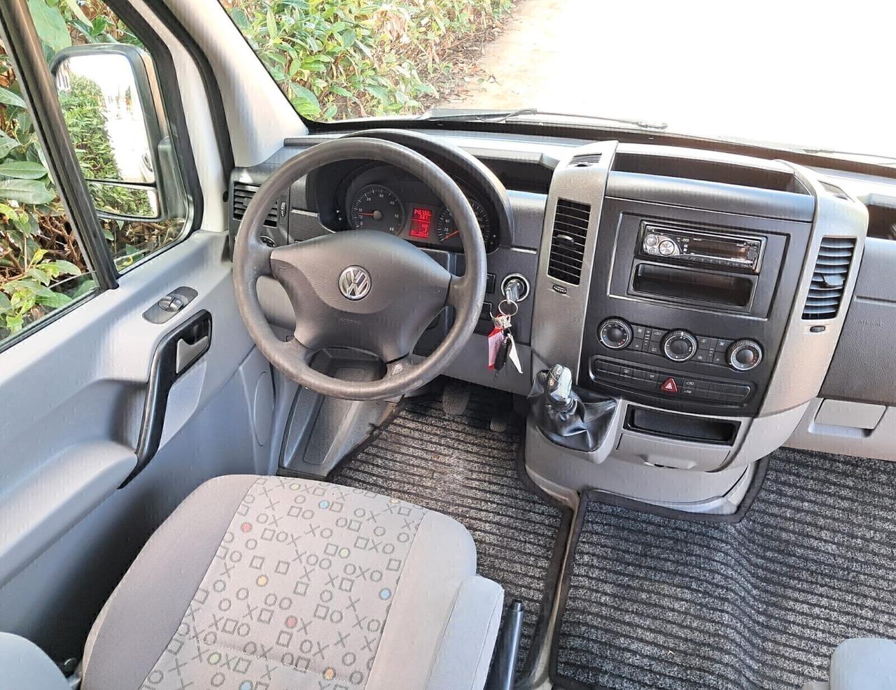 Volkswagen Crafter VW 9 POSTI TETTO ALTO TRASPORTO DISABILI PEDANA ELETTROIDRAULICA