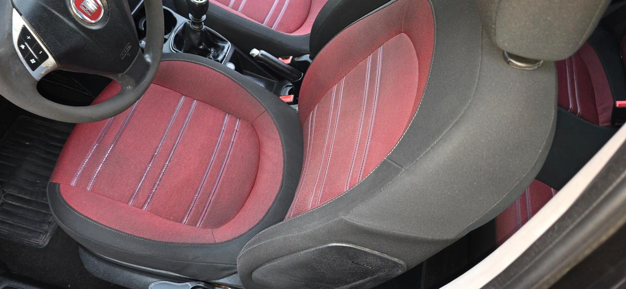 Fiat Grande Punto 1.4 5 porte metano valido per 4 anni