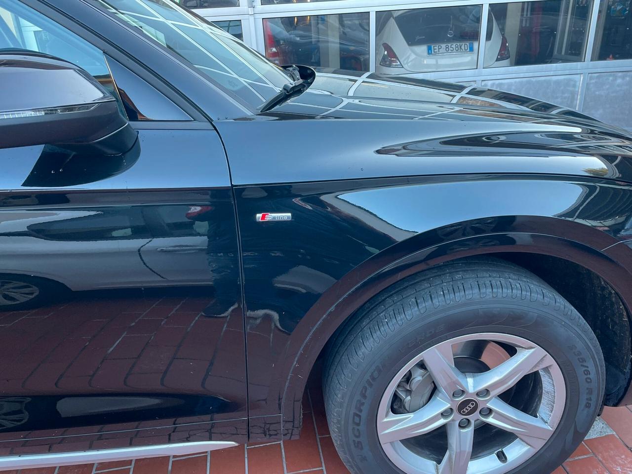 Audi Q5 40 TDI 204 CV quattro S tronic Identity Black