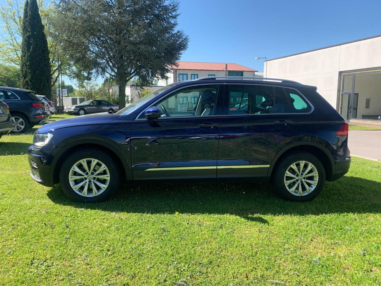 Volkswagen Tiguan 2.0 TDI SCR DSG Business BlueMotion Technology